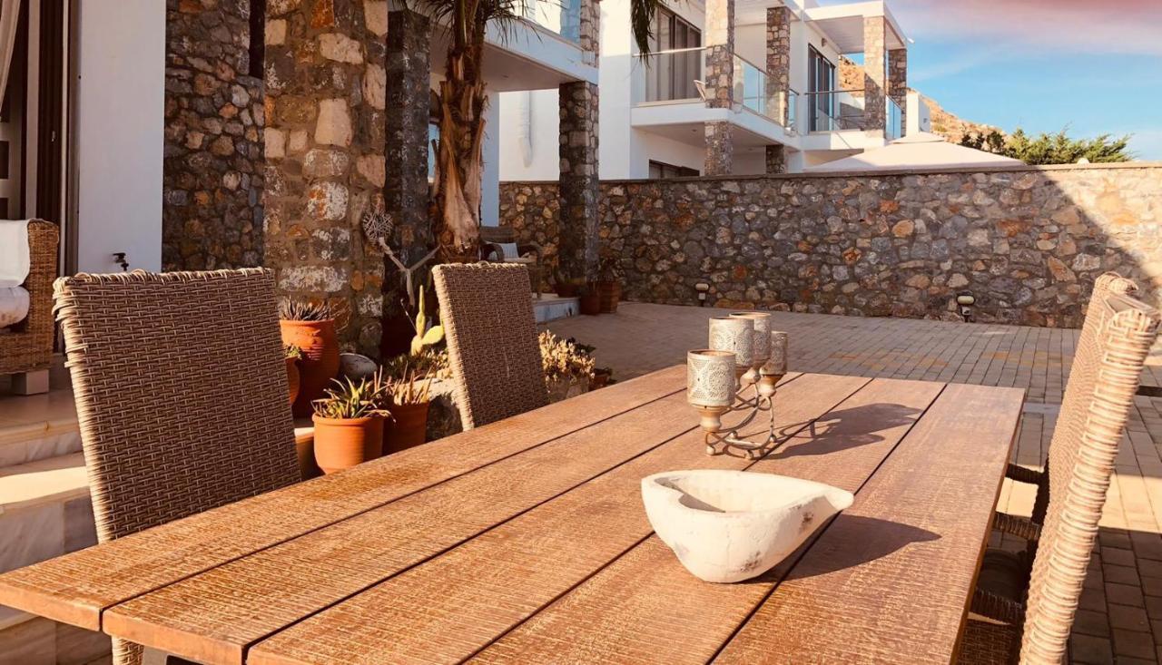 Navarone Blu Villa Líndos